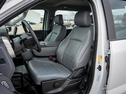 Used 2023 Ford F250 XL w/ Snow Plow Prep Package image 19