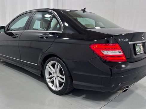 Used 2014 Mercedes-Benz C 300 4MATIC Sedan image 7