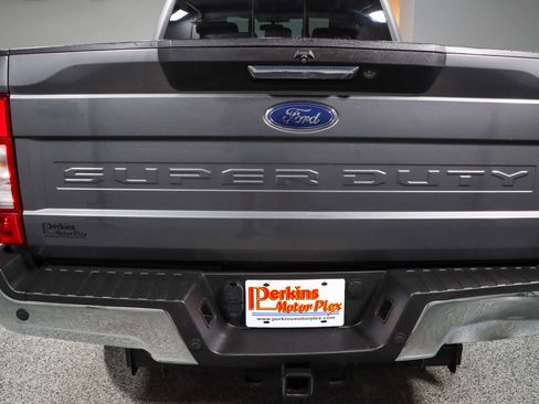 Used 2021 Ford F250 Lariat w/ Lariat Value Package AWD/4WD image 8
