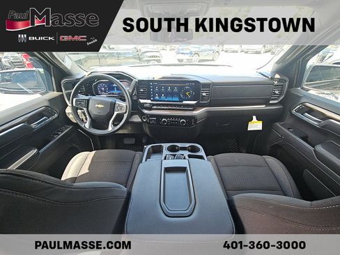 Used 2023 Chevrolet Silverado 1500 LT AWD/4WD image 17
