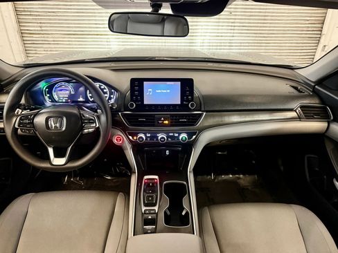 Used 2019 Honda Accord Sedan 4D image 12