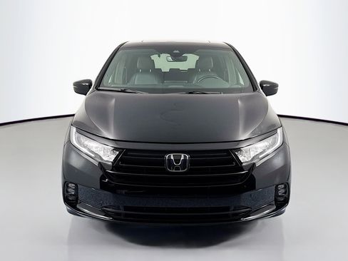 Certified 2023 Honda Odyssey Sport image 2