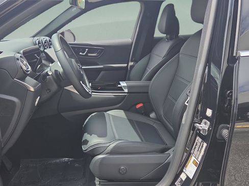 Certified 2026 Mercedes-Benz GLC 300 image 9