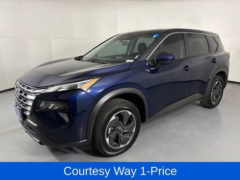 Used 2024 Nissan Rogue SV FWD image 5
