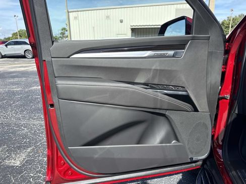 New 2026 Cadillac Escalade ESV 2WD w/ LPO, Floor Liner Package image 19