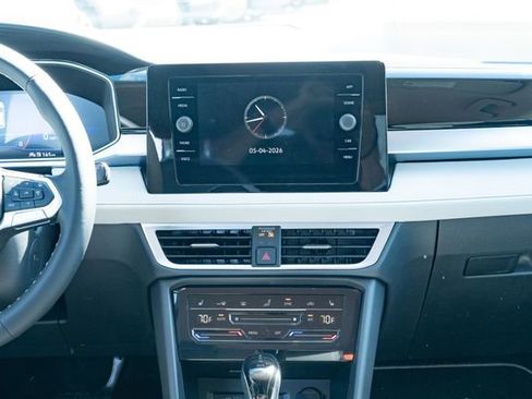 New 2026 Volkswagen Taos SE FWD image 33
