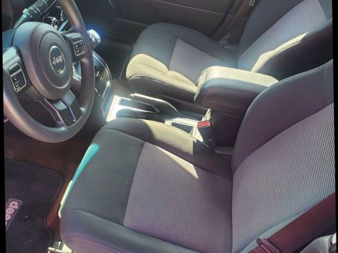 Used 2014 Jeep Patriot Sport w/ Southwest Package image 11