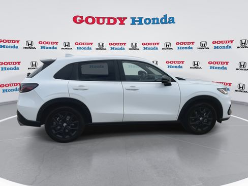 Certified 2024 Honda HR-V Sport image 9
