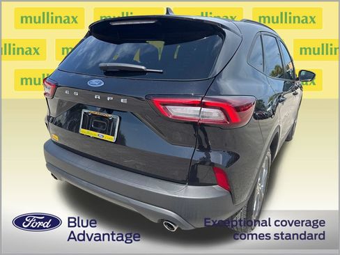 Used 2025 Ford Escape ST-Line FWD image 4