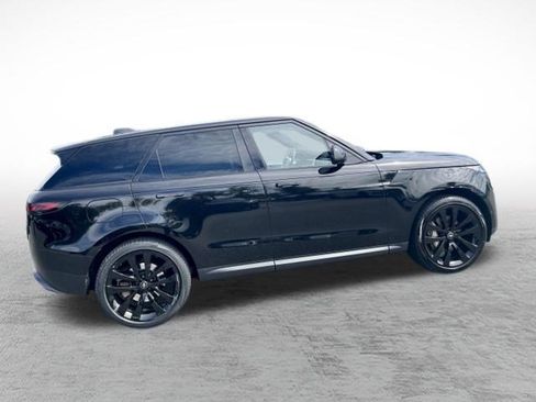 Used 2024 Land Rover Range Rover Sport SE AWD/4WD image 7