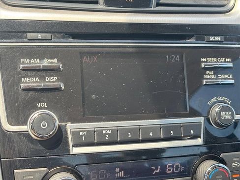 Used 2018 Nissan Altima 2.5 SV FWD image 18
