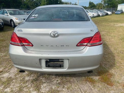 Used 2006 Toyota Avalon XL image 6