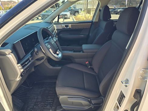 New 2026 Hyundai Santa Fe SE FWD image 12