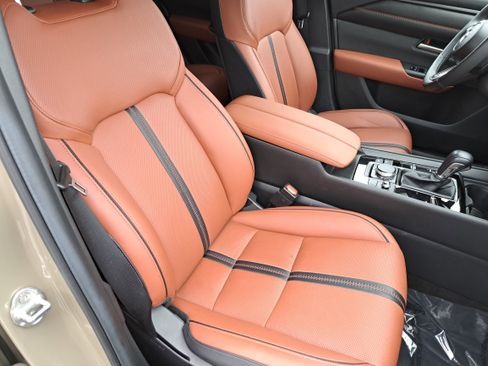 Used 2024 MAZDA CX-50 AWD 2.5 Turbo w/ Cargo Package image 10