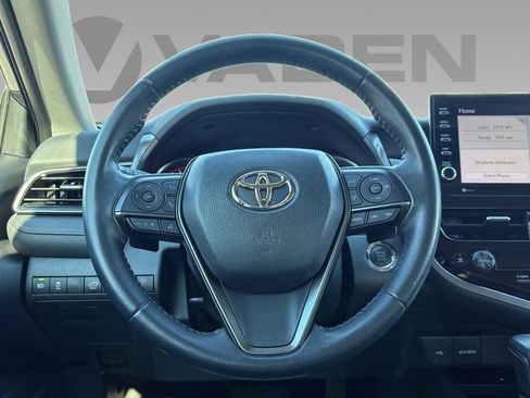 Used 2022 Toyota Camry XSE image 12