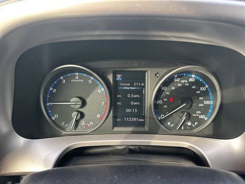 Used 2017 Toyota RAV4 LE image 26