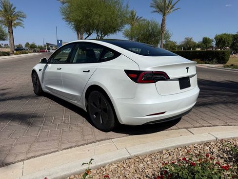 Used 2023 Tesla Model 3 Standard Range RWD image 4