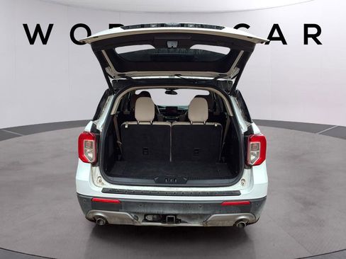 Used 2021 Ford Explorer Limited w/ Equipment Group 301A image 19