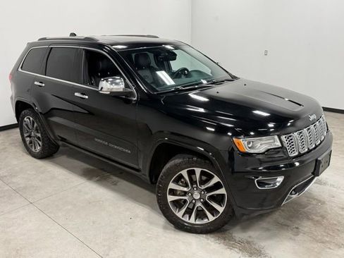 Used 2017 Jeep Grand Cherokee Overland AWD/4WD image 41