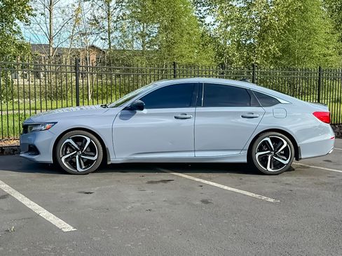 Used 2022 Honda Accord Sport image 6