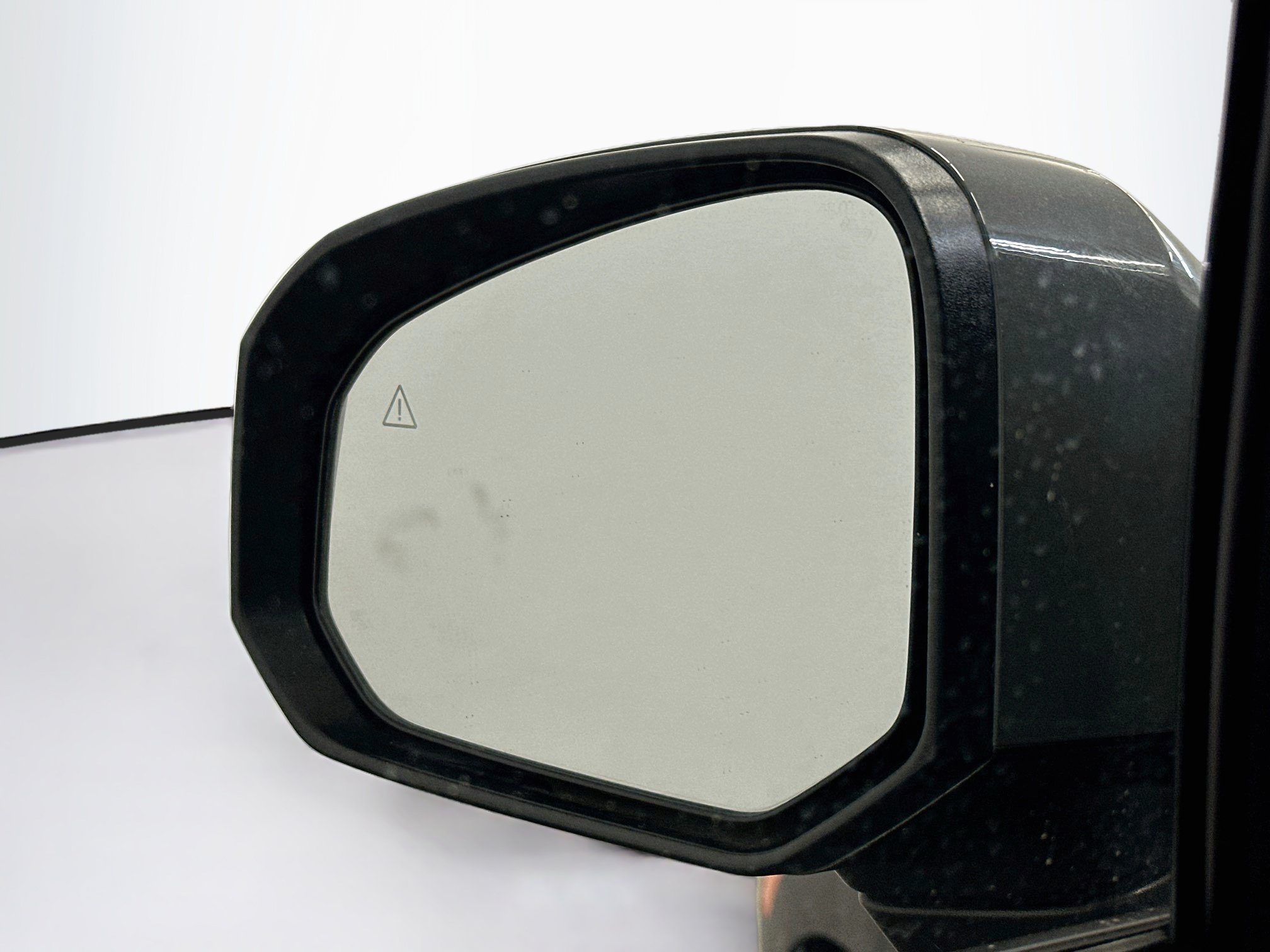 Used 2025 Hyundai Santa Fe SEL AWD/4WD image 16
