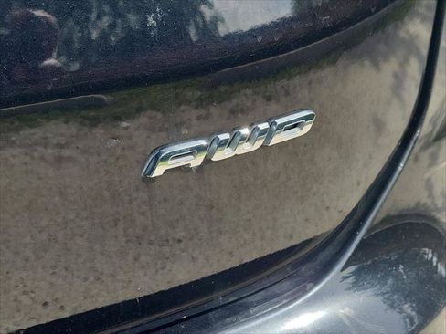 Used 2022 Ford Edge Titanium w/ Equipment Group 301A AWD/4WD image 6