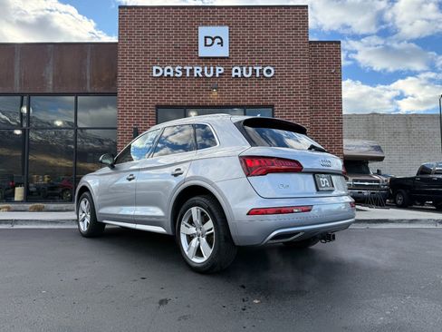 Used 2018 Audi Q5 2.0T Premium Plus w/ Premium Plus Package image 4