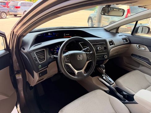Used 2015 Honda Civic LX image 9
