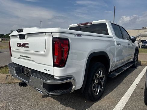 Used 2024 GMC Sierra 1500 SLT w/ SLT Premium Plus Package AWD/4WD image 4