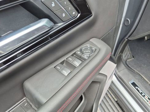 New 2026 GMC Yukon XL AT4 Ultimate AWD/4WD image 20