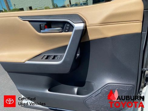 Used 2024 Toyota RAV4 Limited AWD/4WD image 37