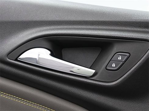 Used 2025 Chevrolet Trax ACTIV w/ Driver Confidence Package image 13