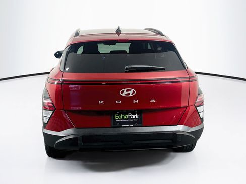 Used 2025 Hyundai Kona SEL FWD image 7