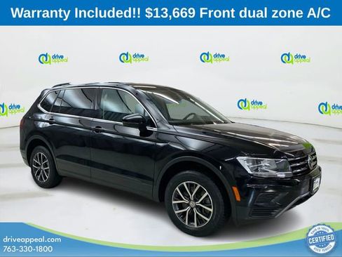 Used 2019 Volkswagen Tiguan SE image 3