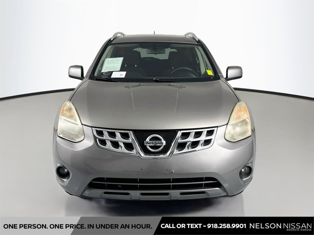 Used 2013 Nissan Rogue SV w/ Premium Pkg AWD/4WD image 2