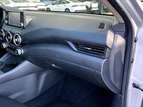 Certified 2021 Nissan Sentra S image 18