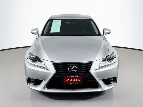 Used 2015 Lexus IS 250 w/ Navigation System Package RWD image 8