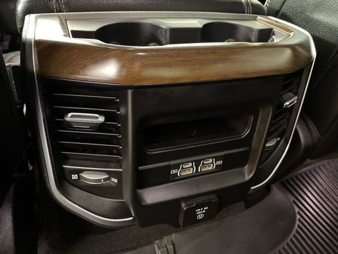 Used 2022 RAM 1500 Laramie image 40