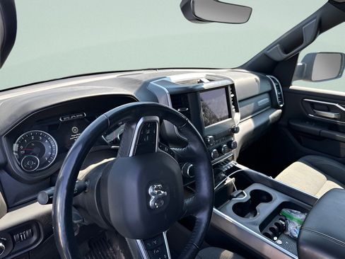 Used 2019 RAM 1500 Big Horn AWD/4WD image 13