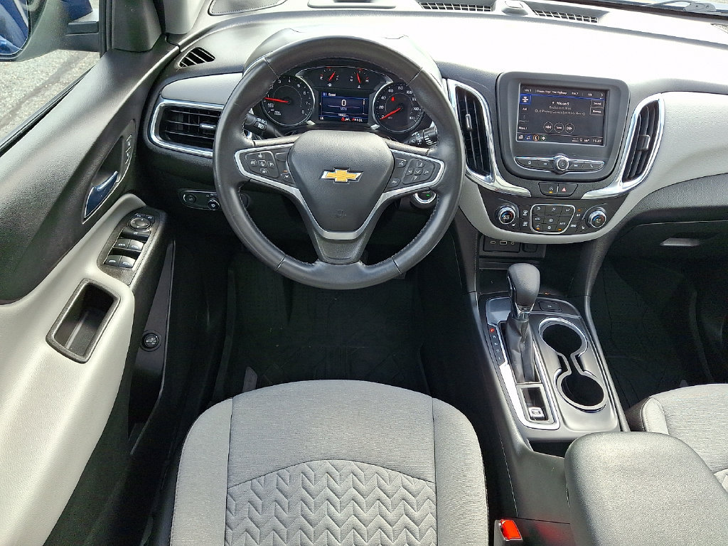 Used 2022 Chevrolet Equinox LT FWD image 2