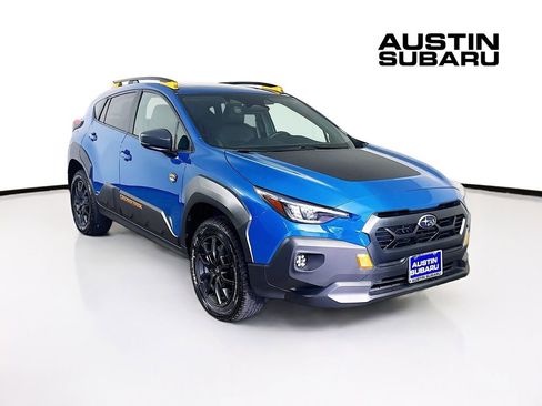 Used 2025 Subaru Crosstrek 2.5i Wilderness w/ Crosstrek Mirror Package image 1