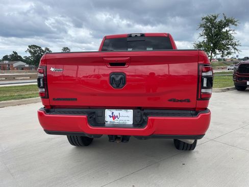 Used 2024 RAM 2500 Laramie w/ Night Edition AWD/4WD image 6