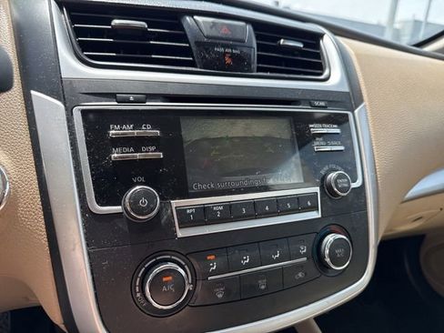 Used 2017 Nissan Altima 2.5 S w/ Power Driver Seat Package FWD image 15