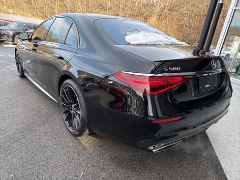 Certified 2025 Mercedes-Benz S 580 4MATIC Sedan image 3