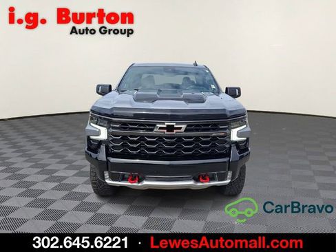 Used 2024 Chevrolet Silverado 1500 ZR2 w/ Technology Package AWD/4WD image 2