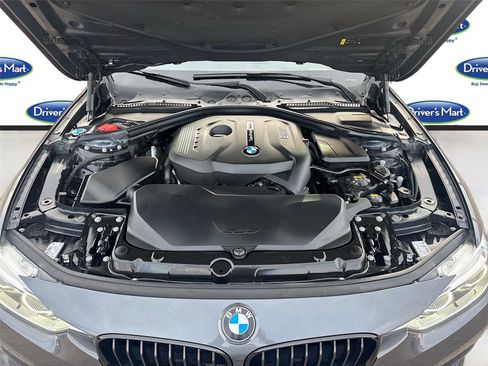 Used 2017 BMW 330i Sedan image 33