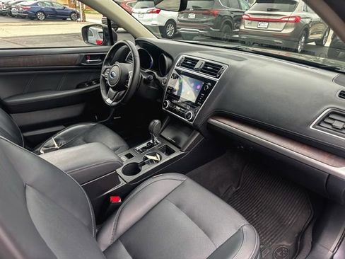 Used 2019 Subaru Outback 2.5i Limited AWD/4WD image 24