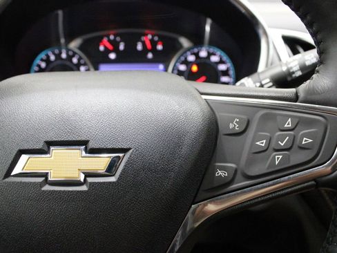 Used 2021 Chevrolet Equinox Premier image 34