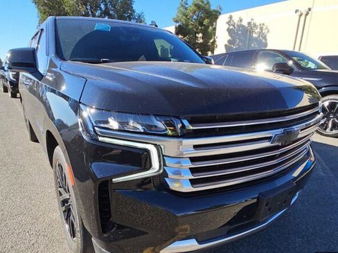 Used 2023 Chevrolet Suburban High Country w/ LPO, Illumination Package image 2