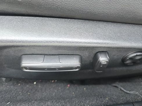 Used 2019 Honda Accord Touring image 14